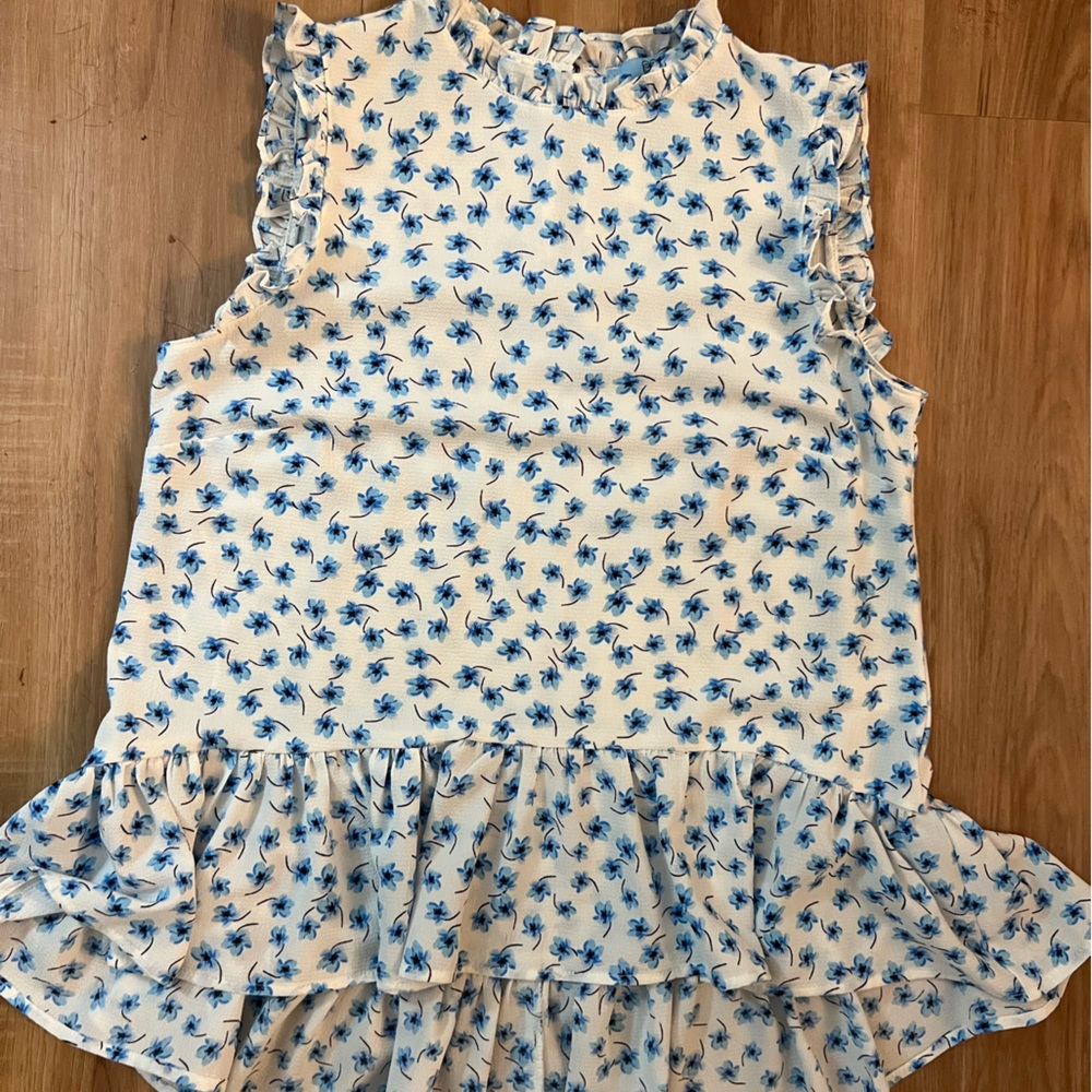 Floral Blue & White CeCe tanktop